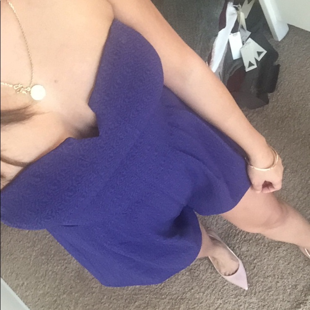 NWT SugarLips Navy Blue Sweetheart Neck Romper🎉 - Picture 7 of 7